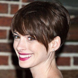 Anne Hathaway at age 30