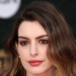 Anne Hathaway at age 33