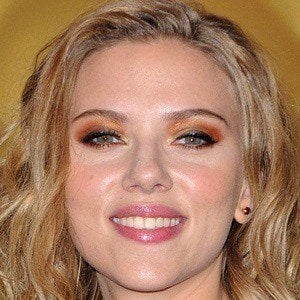 Scarlett Johansson at age 26
