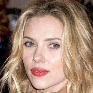 Scarlett Johansson at age 27