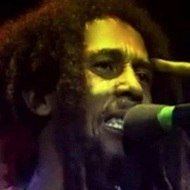 Singers born in Jamaica